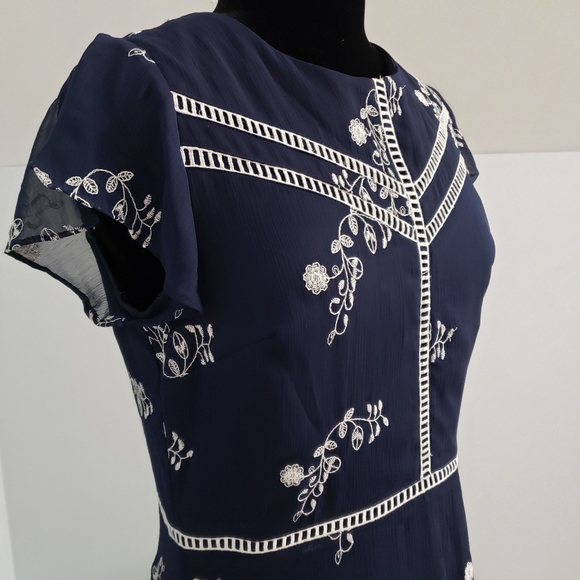 NWT Madison Leigh Floral Sheer Cutout Blue Dress - Picture 8 of 14